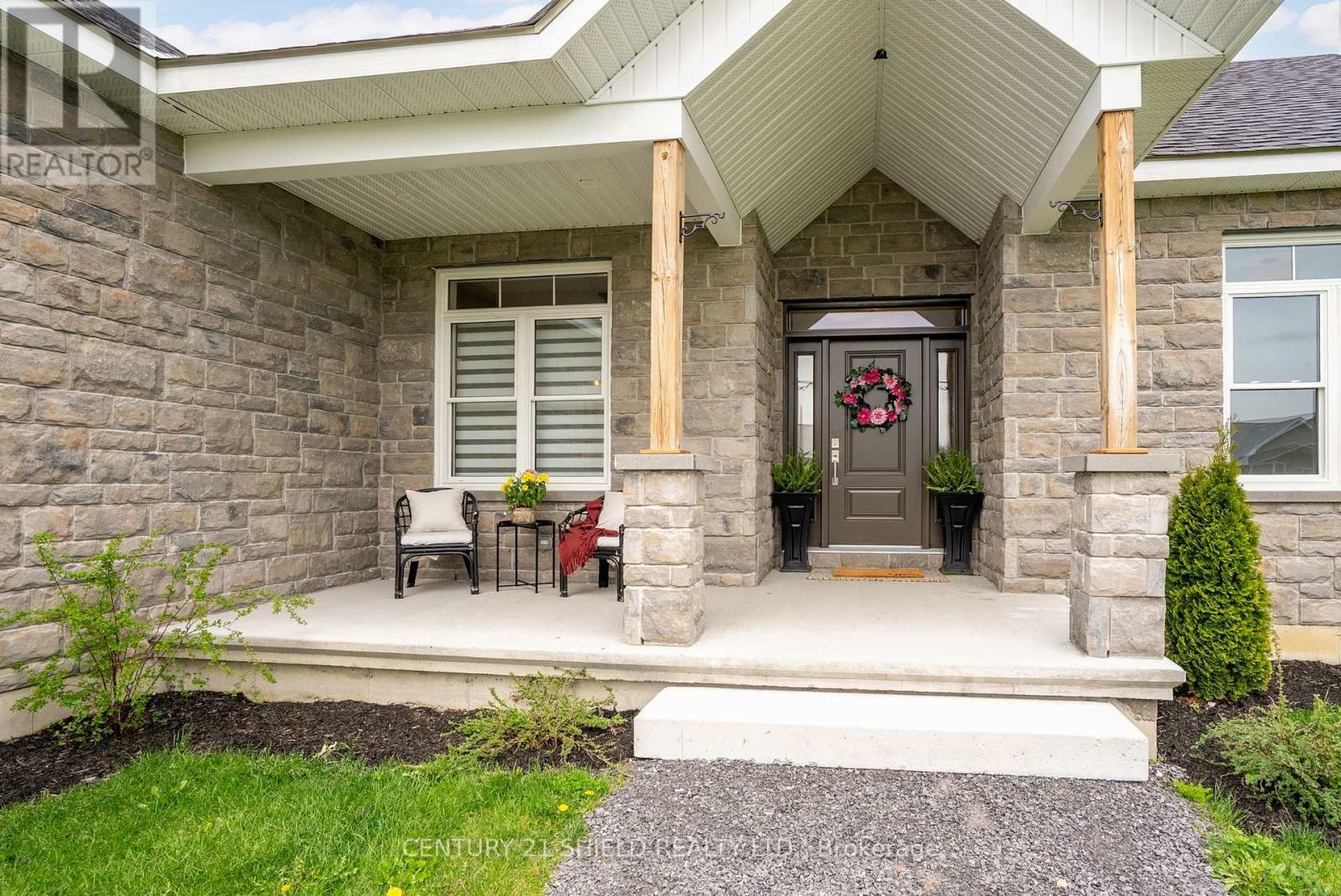 Photo de la propriété: 68 Dale Street ON K0C 1M0