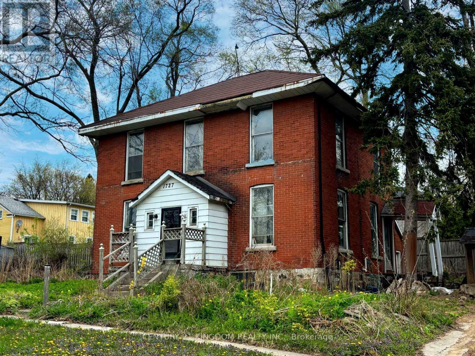 Property Photo: 1727 Dunchurch Street ON L1V 1T9