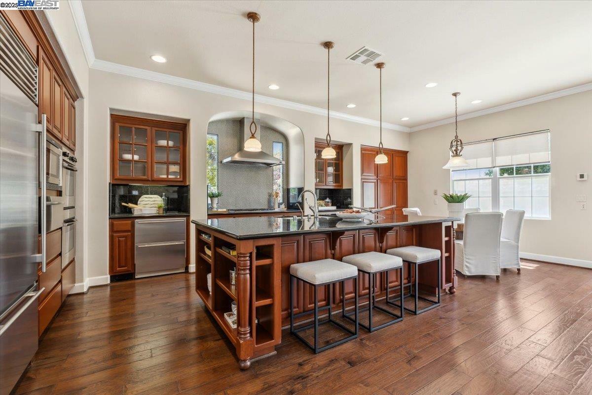 Property Photo: 2252 Britannia Dr CA 94582