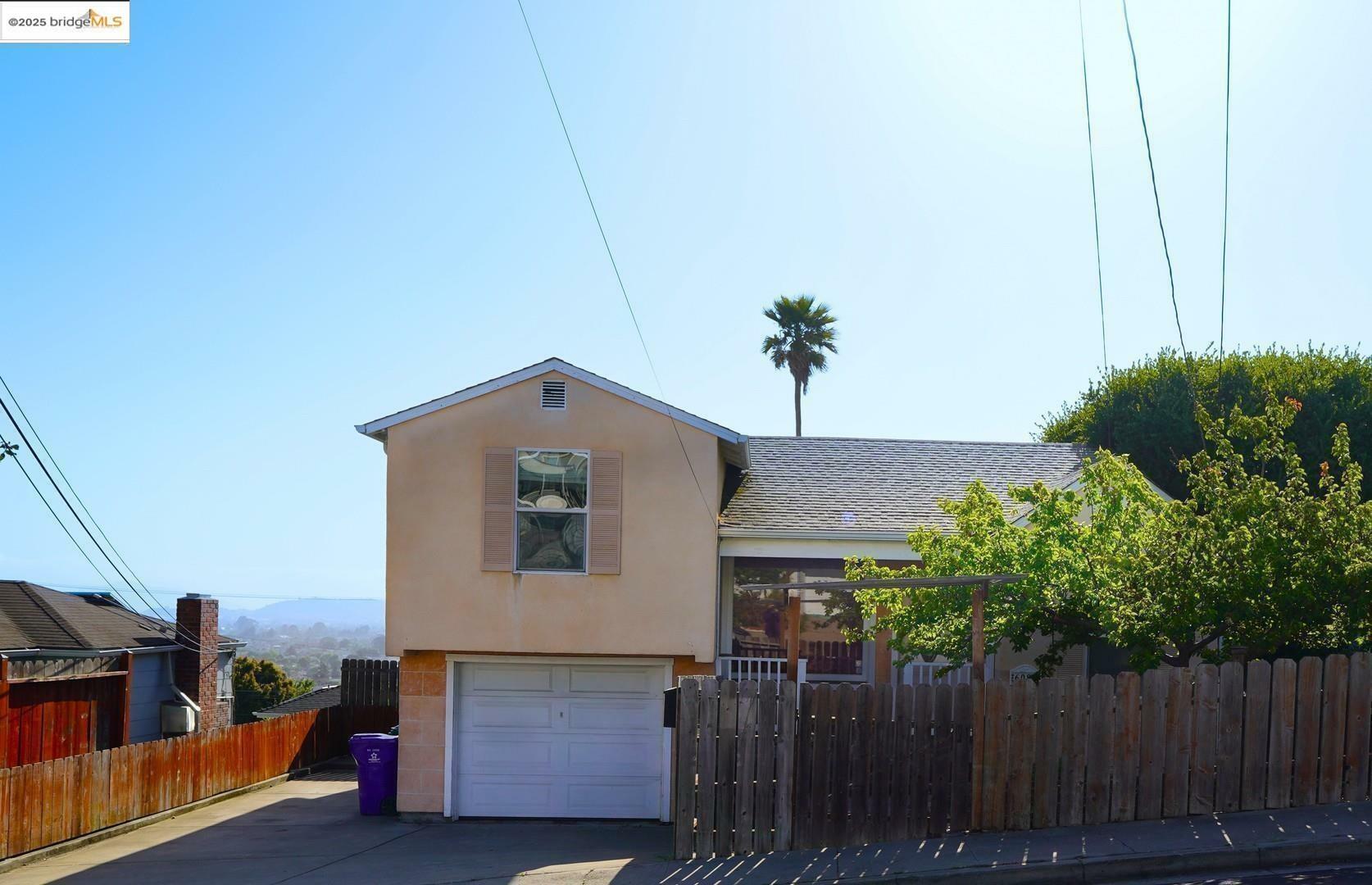 Property Photo: 6084 Monterey Ave CA 94805