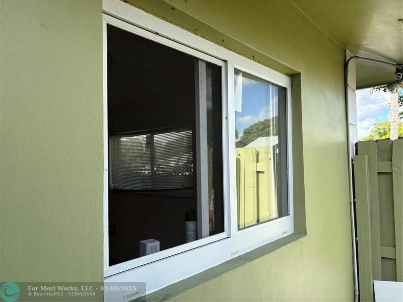 Property Photo: 7659 NW 74th Ave FL 33321