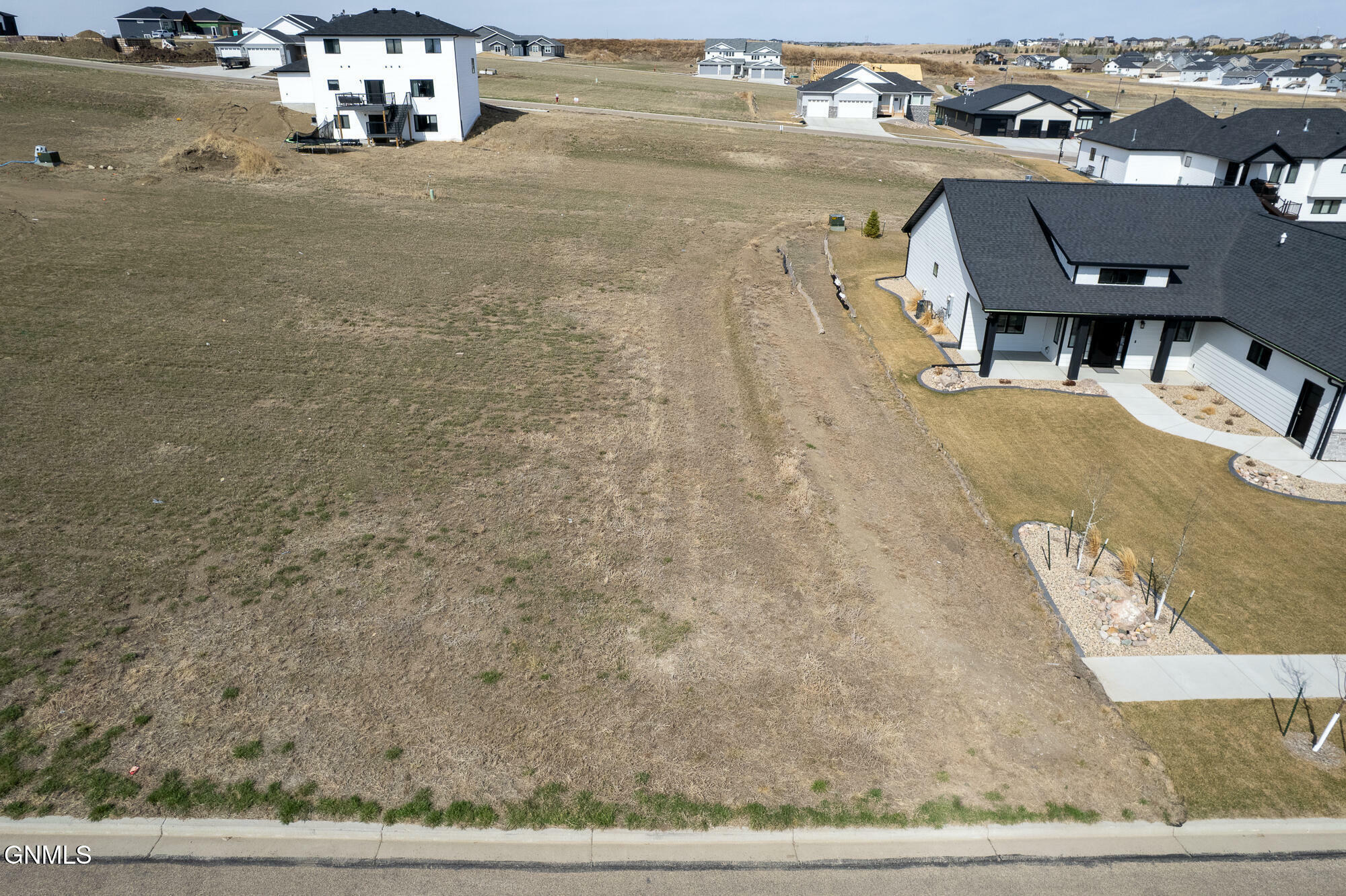 2010 Antler Avenue  Bismarck ND 58503 photo