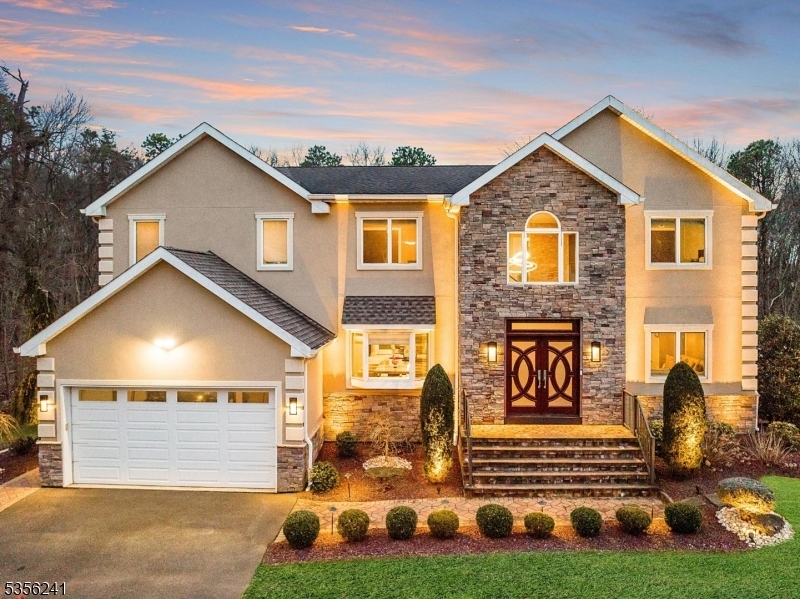 Property Photo: 6 Alex Ct NJ 08831