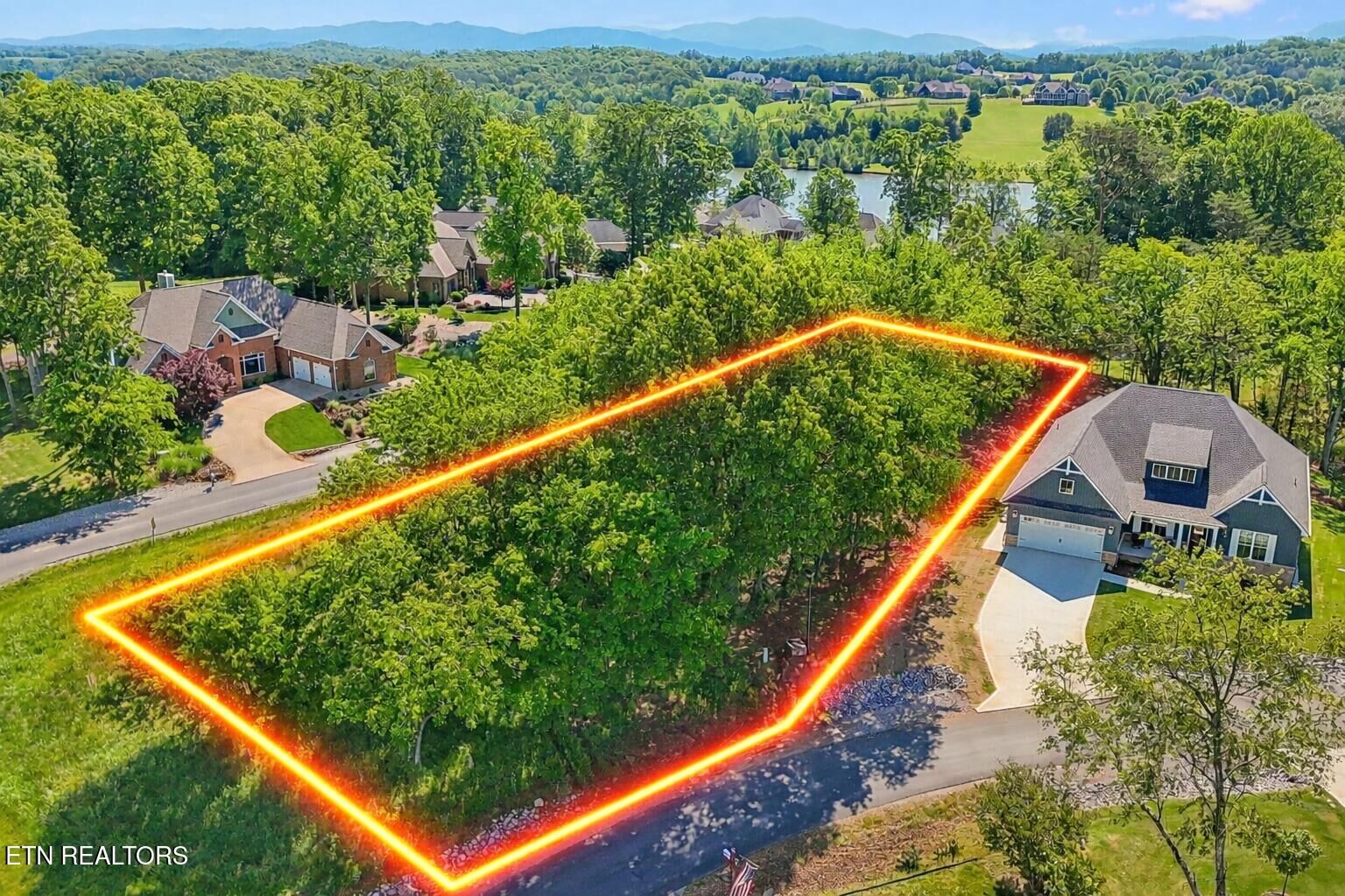 Property Photo:  188 Dudi Tr  TN 37885 