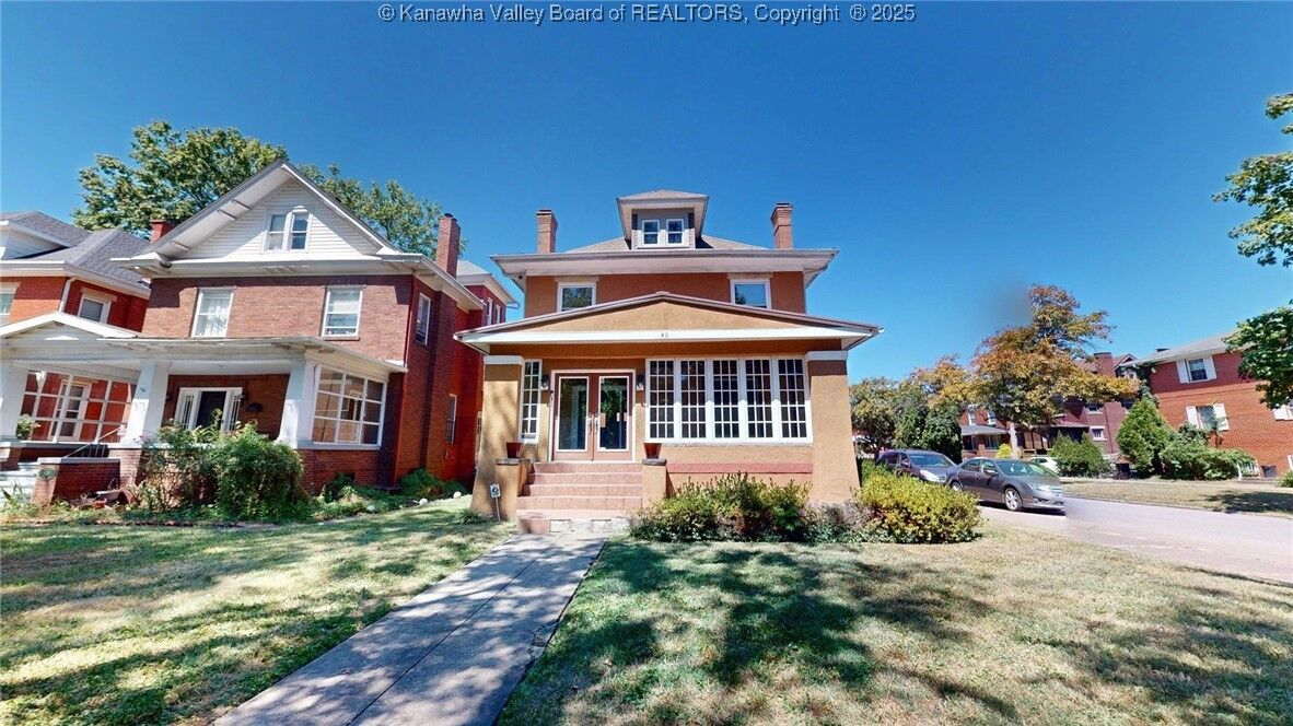 Property Photo:  840 13th Avenue  WV 25701 
