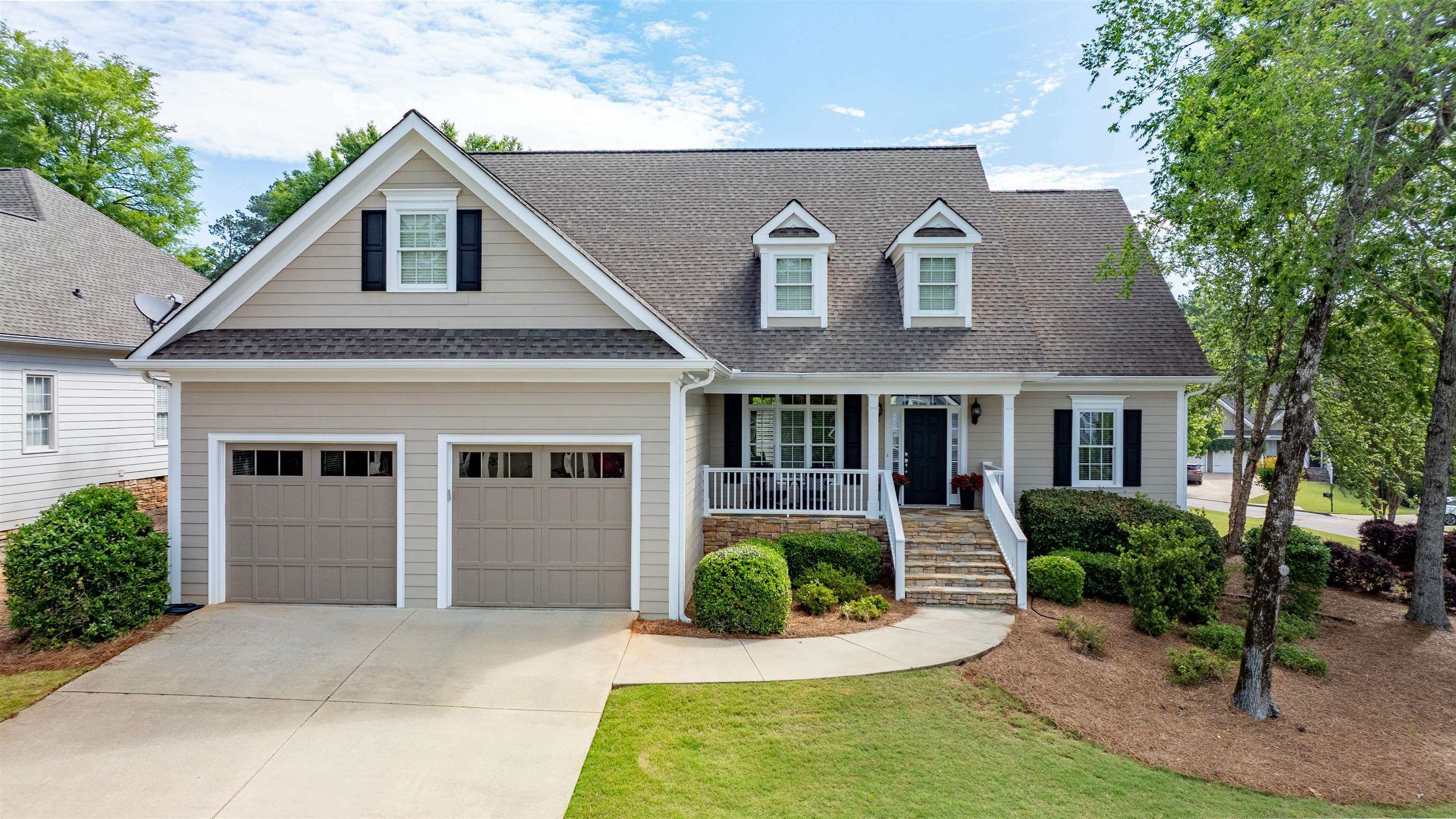 Property Photo: 1121 Harbor Ridge Drive GA 30642