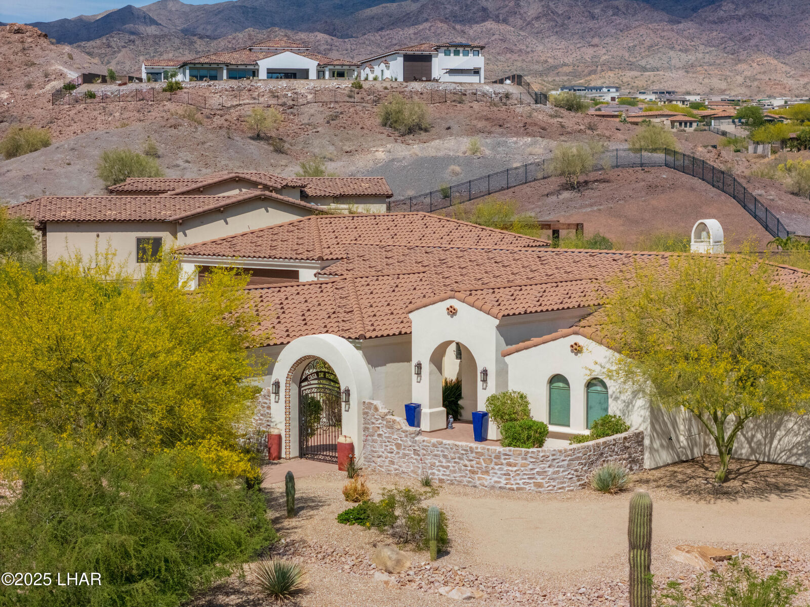 Property Photo: 2051 Circula De Hacienda AZ 86406