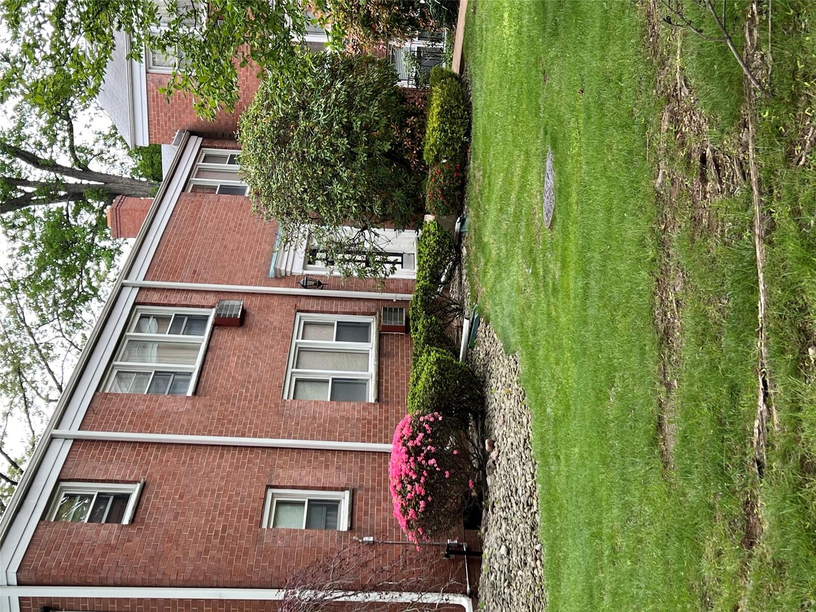 Property Photo: 8 Sussex Court 211 NY 10901