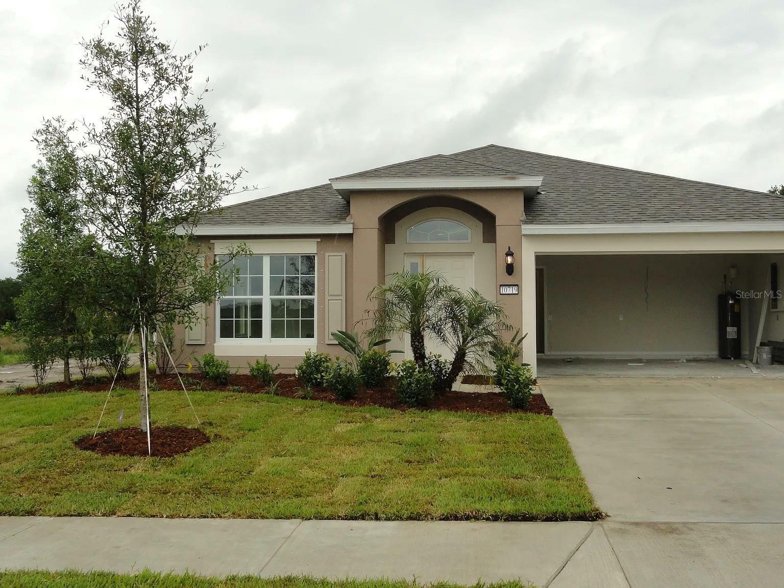 Property Photo: 10719 55th Court E FL 34219