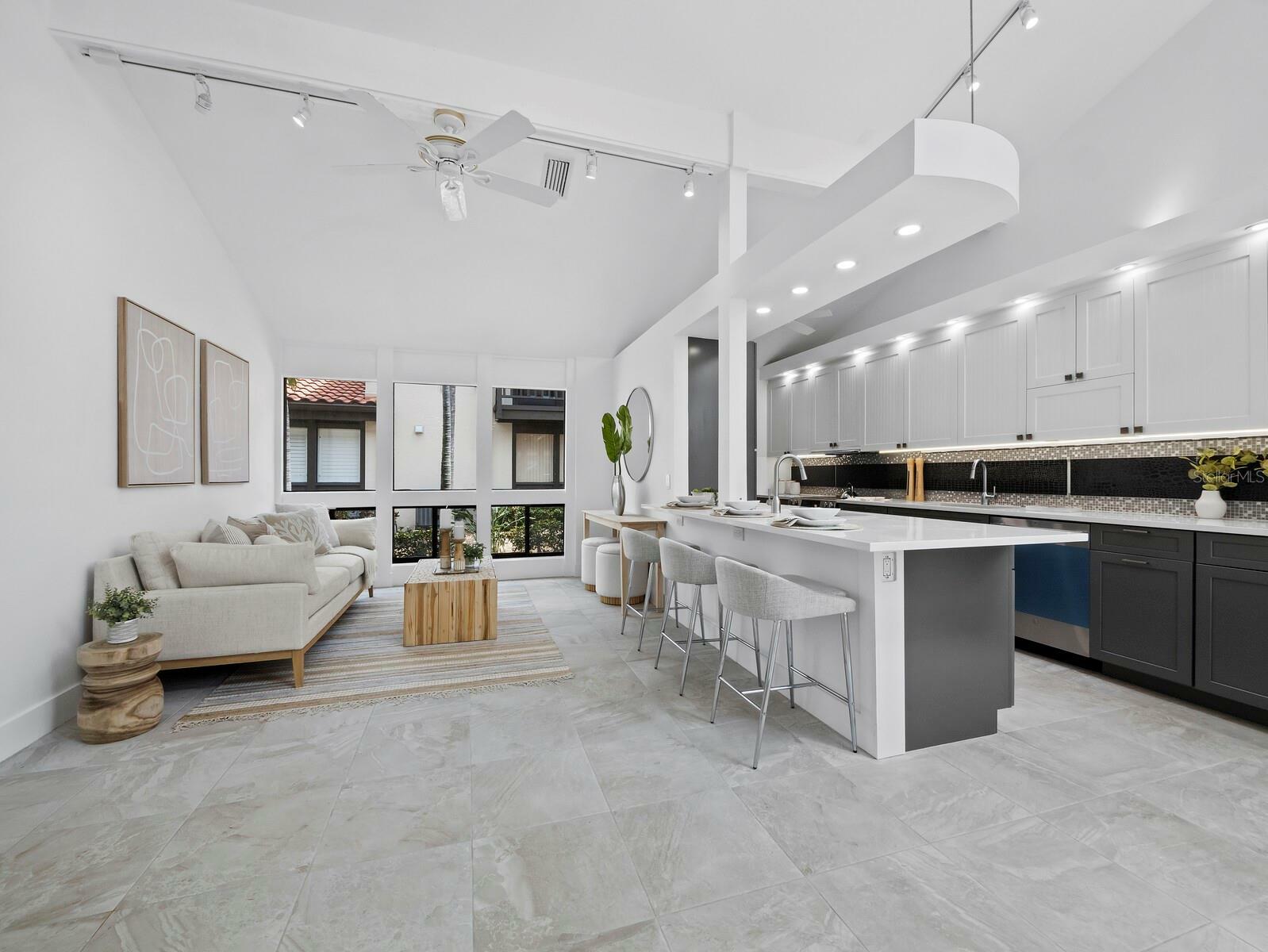 Property Photo: 800 S Blvd Of The Presidents 19 FL 34236