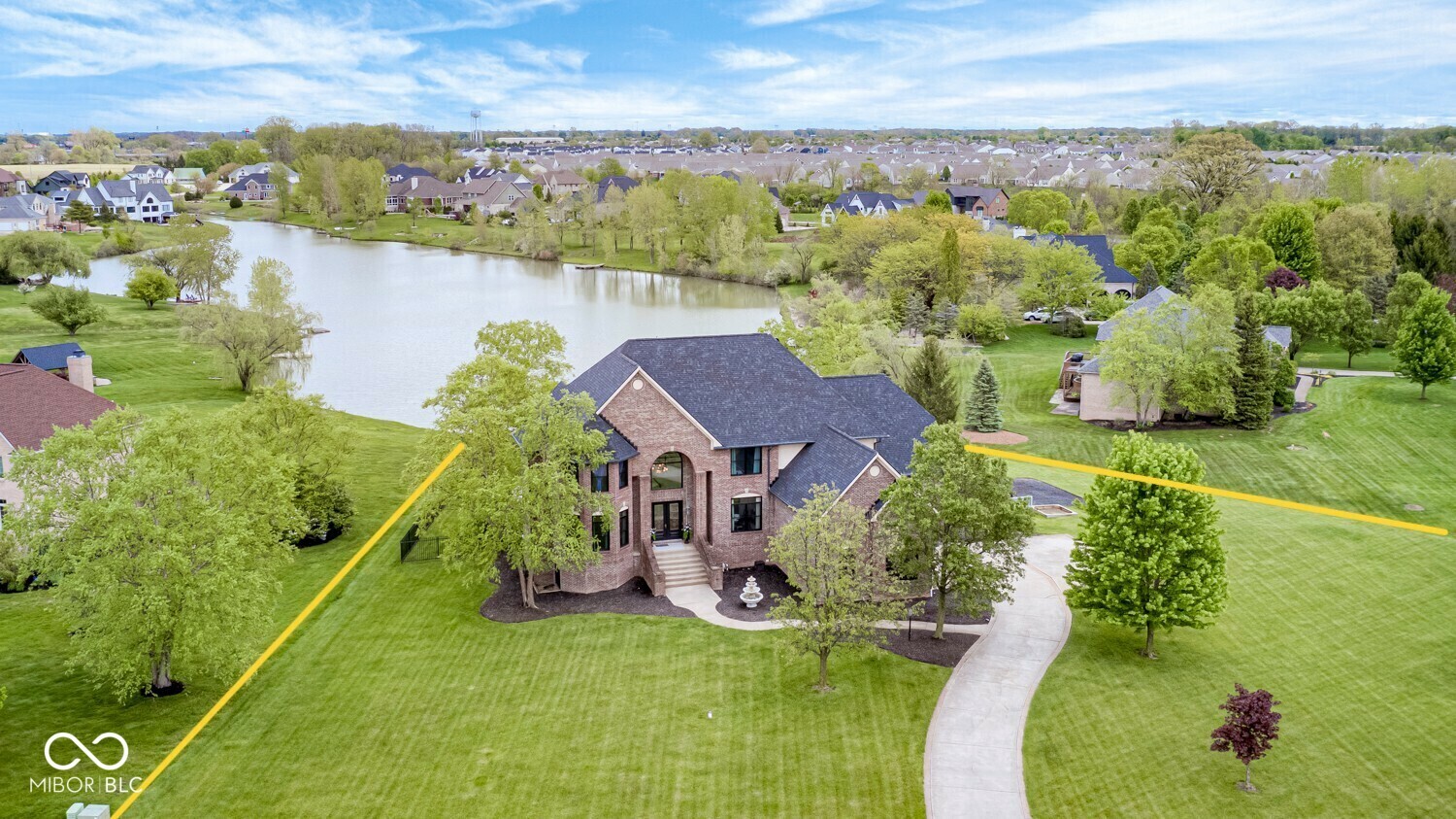 Property Photo: 16285 Remington Drive IN 46037