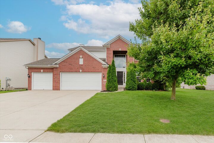 6839 Powder Drive  Indianapolis IN 46259 photo