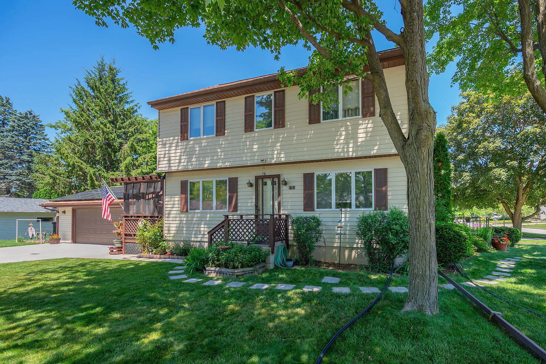 Property Photo: 5751 S 42nd St WI 53221