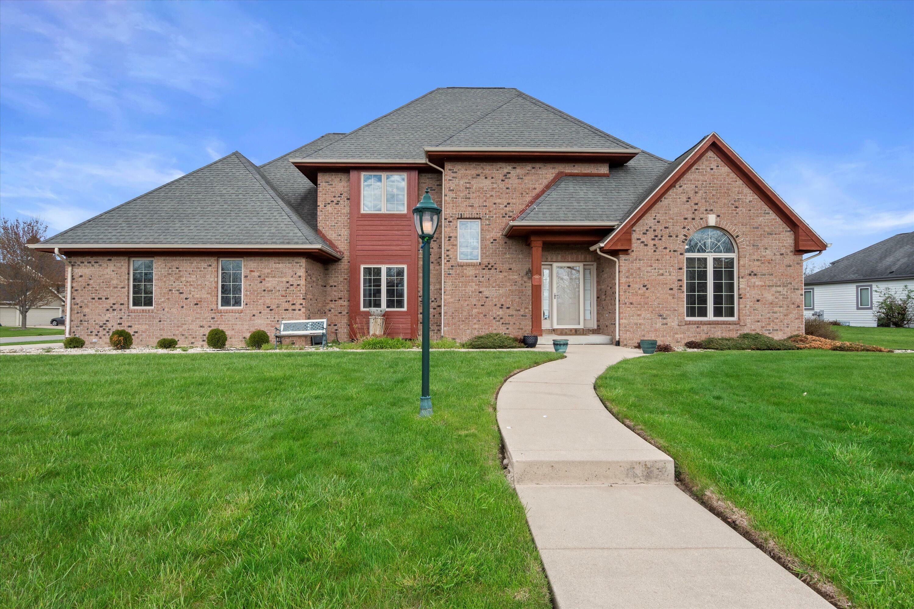 135 Emerald Dr  Mount Pleasant WI 53406 photo