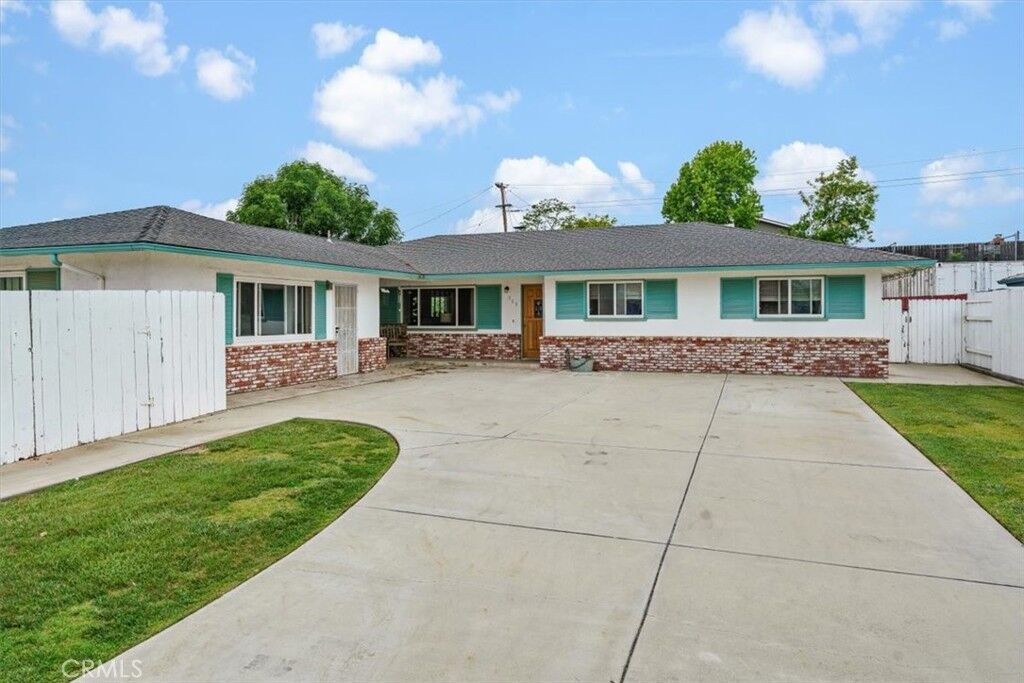 Property Photo:  315 Hobbs Lane  CA 93455 