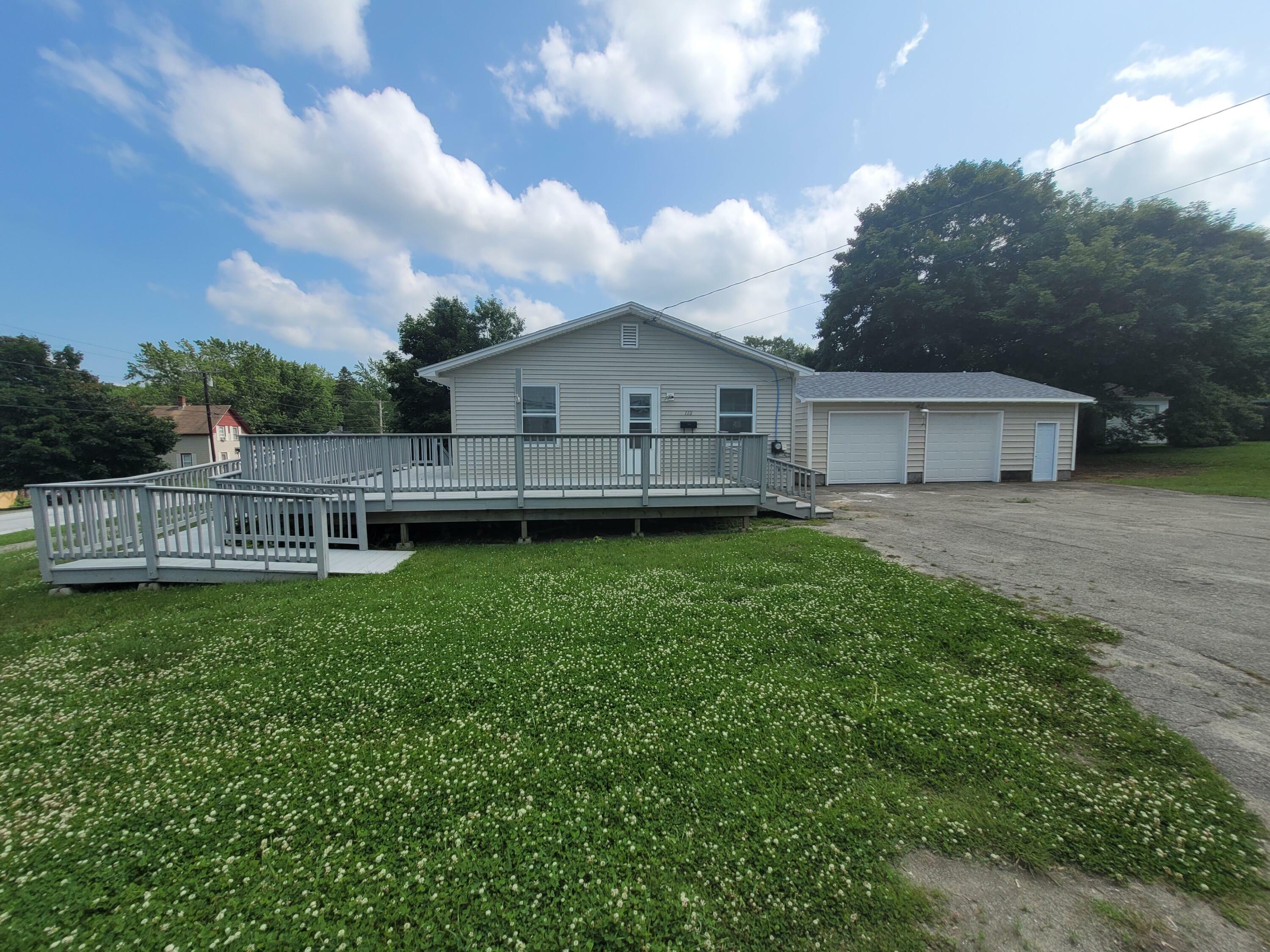 Property Photo: 110 Lincoln Street ME 04468