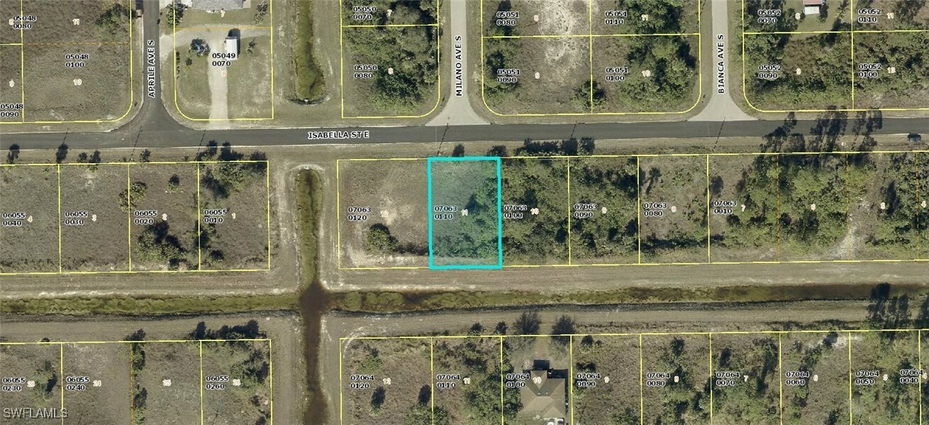 Property Photo:  1230 Isabella Street E  FL 33974 