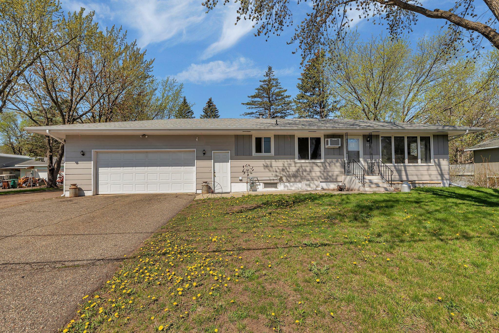 1517 Oak Grove Road SW  Saint Cloud MN 56301 photo