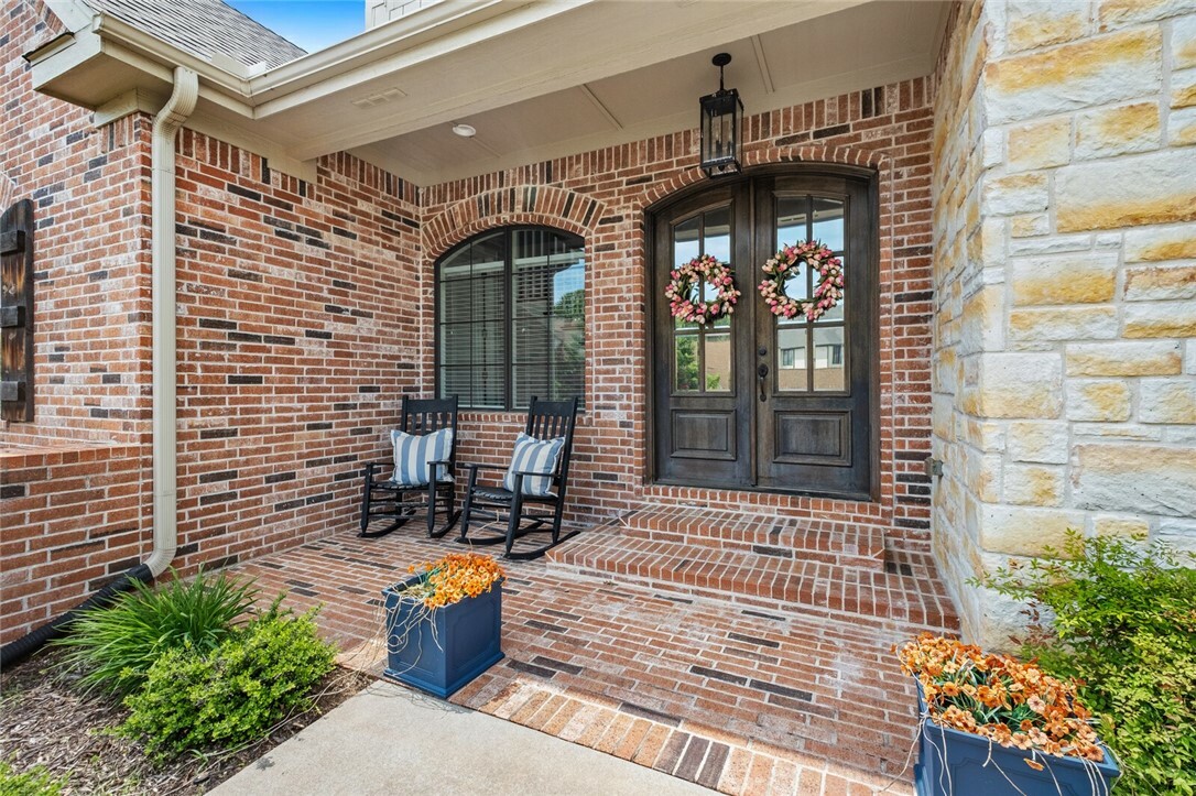 Property Photo: 4061 Legacy Drive AR 72762