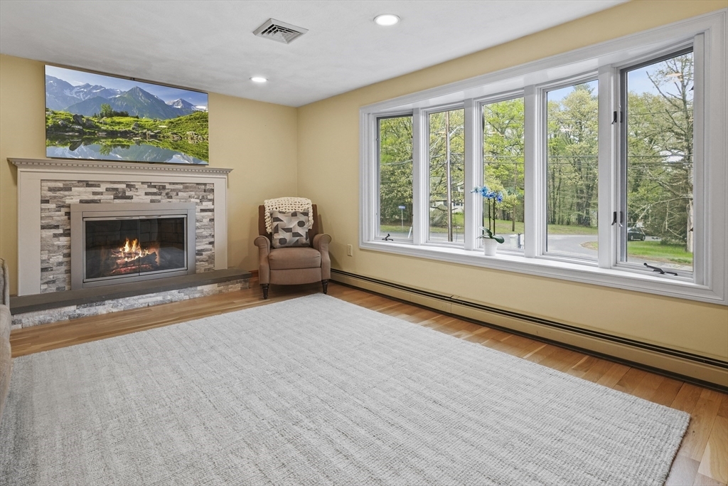 Property Photo: 41 Lancaster Dr MA 01876