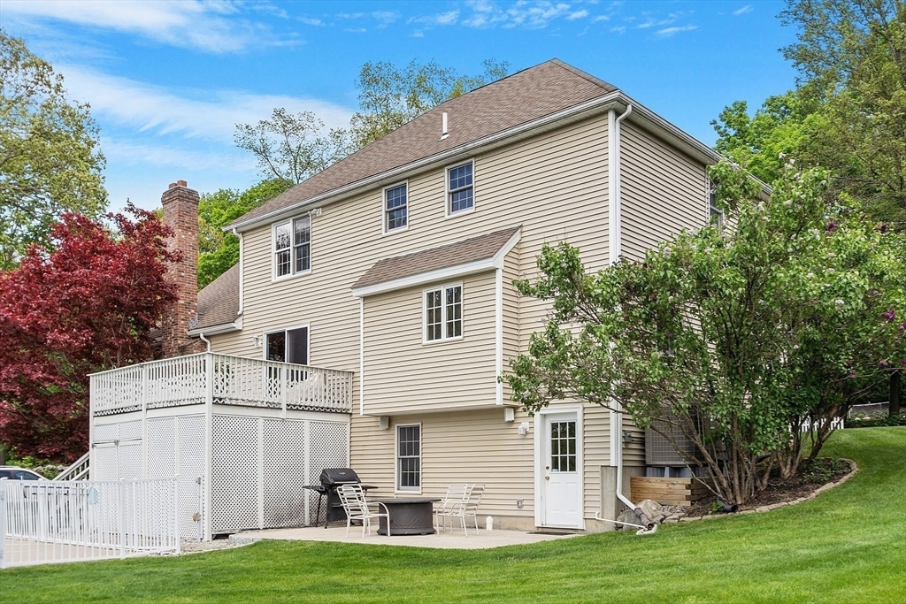 Property Photo: 33 Oak St MA 01519