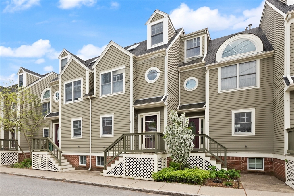 Property Photo:  177 Pemberton St 11  MA 02140 