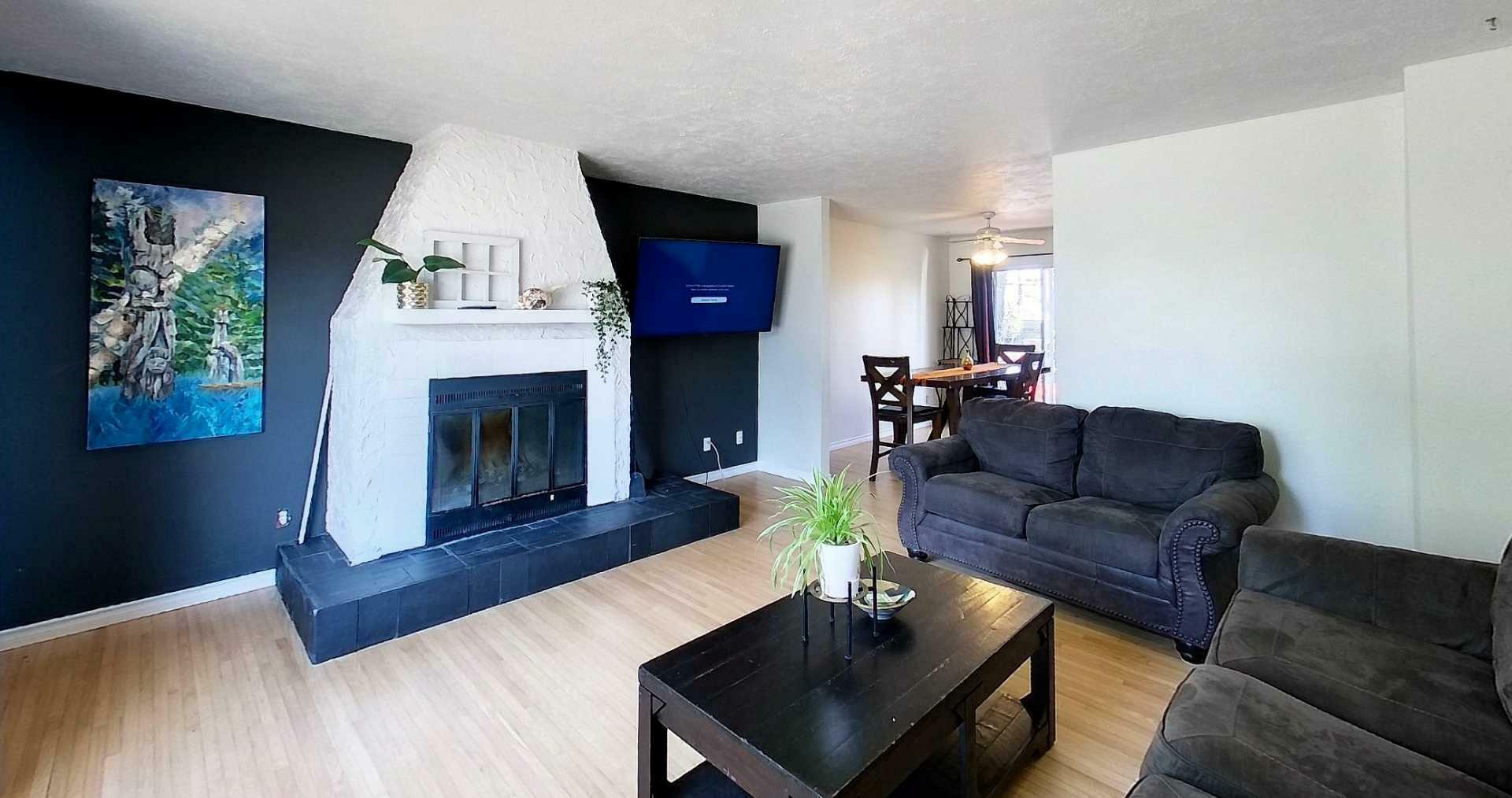 Property Photo: 4237 5 Ave AB T7E 1A5