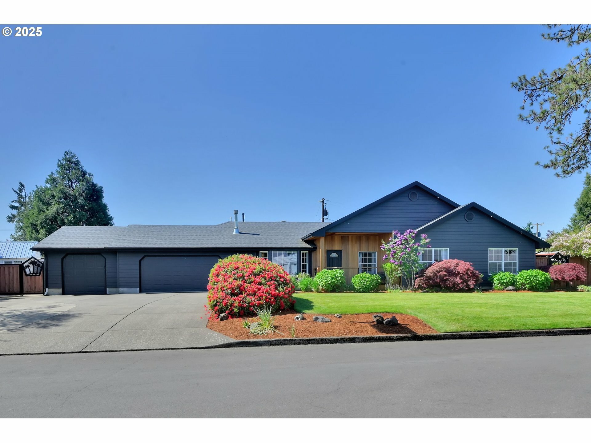 275 Allen Ave  Springfield OR 97477 photo