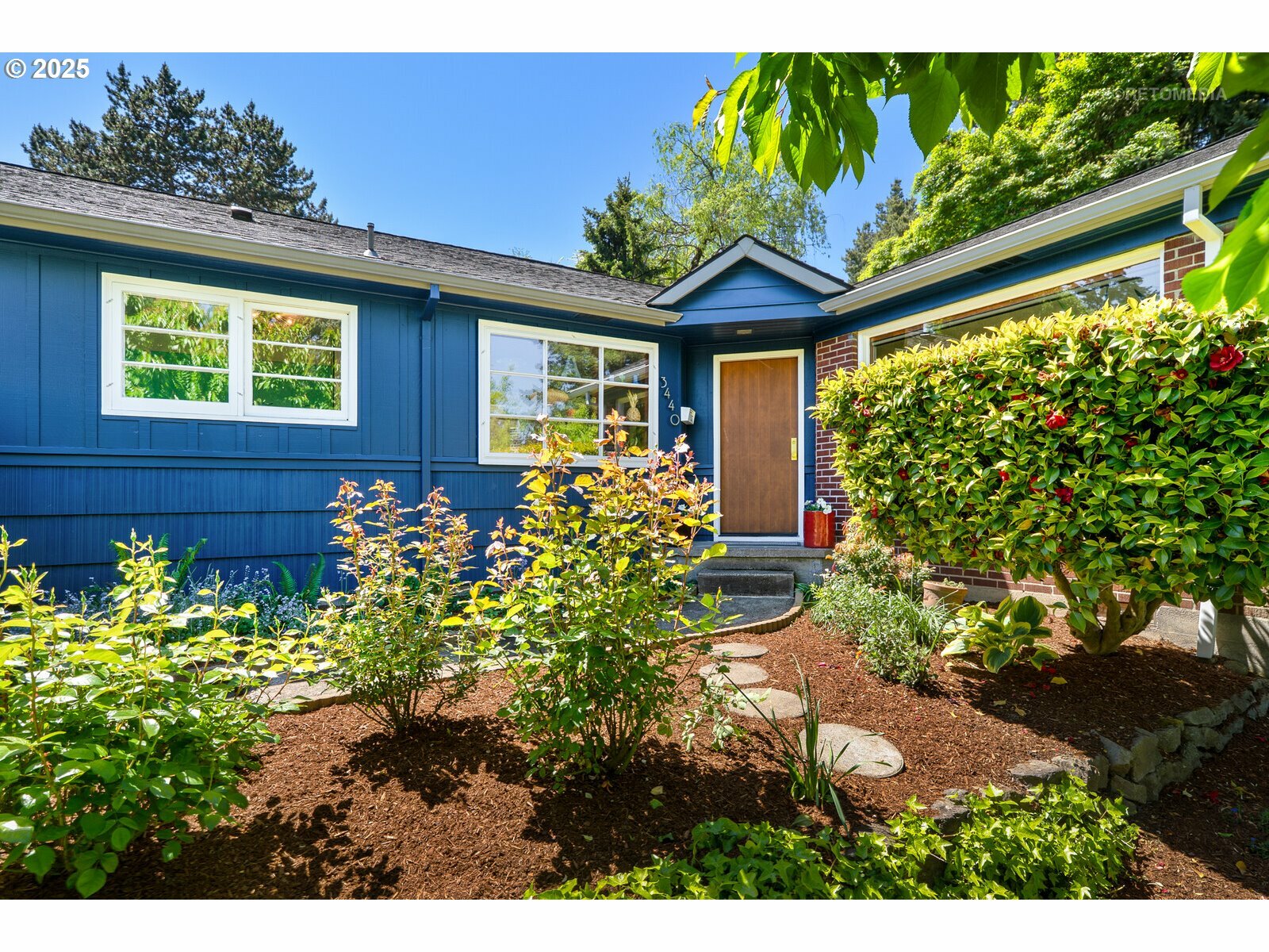 Property Photo: 3440 SW Primrose St OR 97219