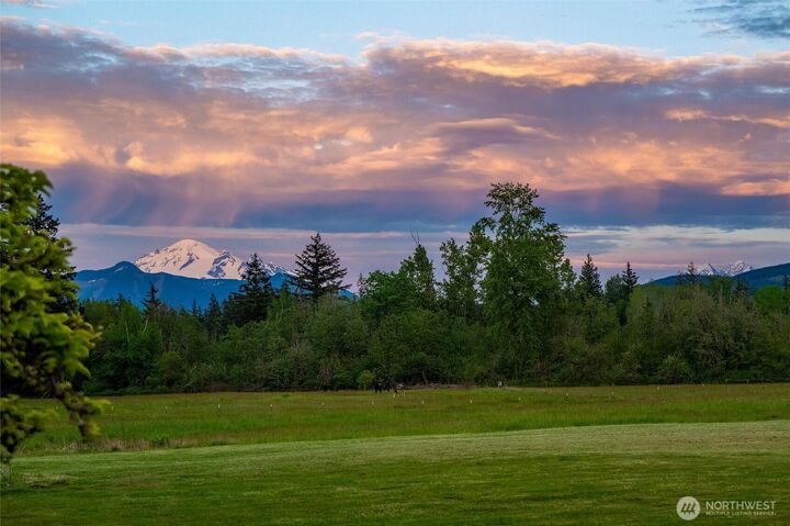 Property Photo:  5698  Mission Road  WA 98226 