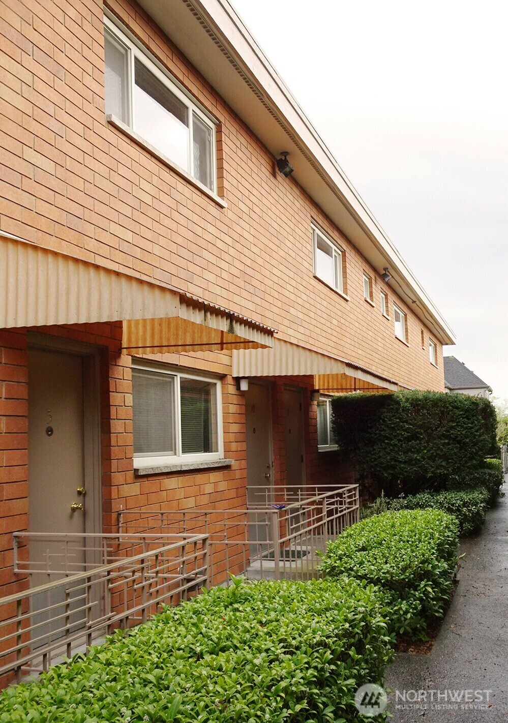 Property Photo: 3203 NW 64th Street 9 WA 98107