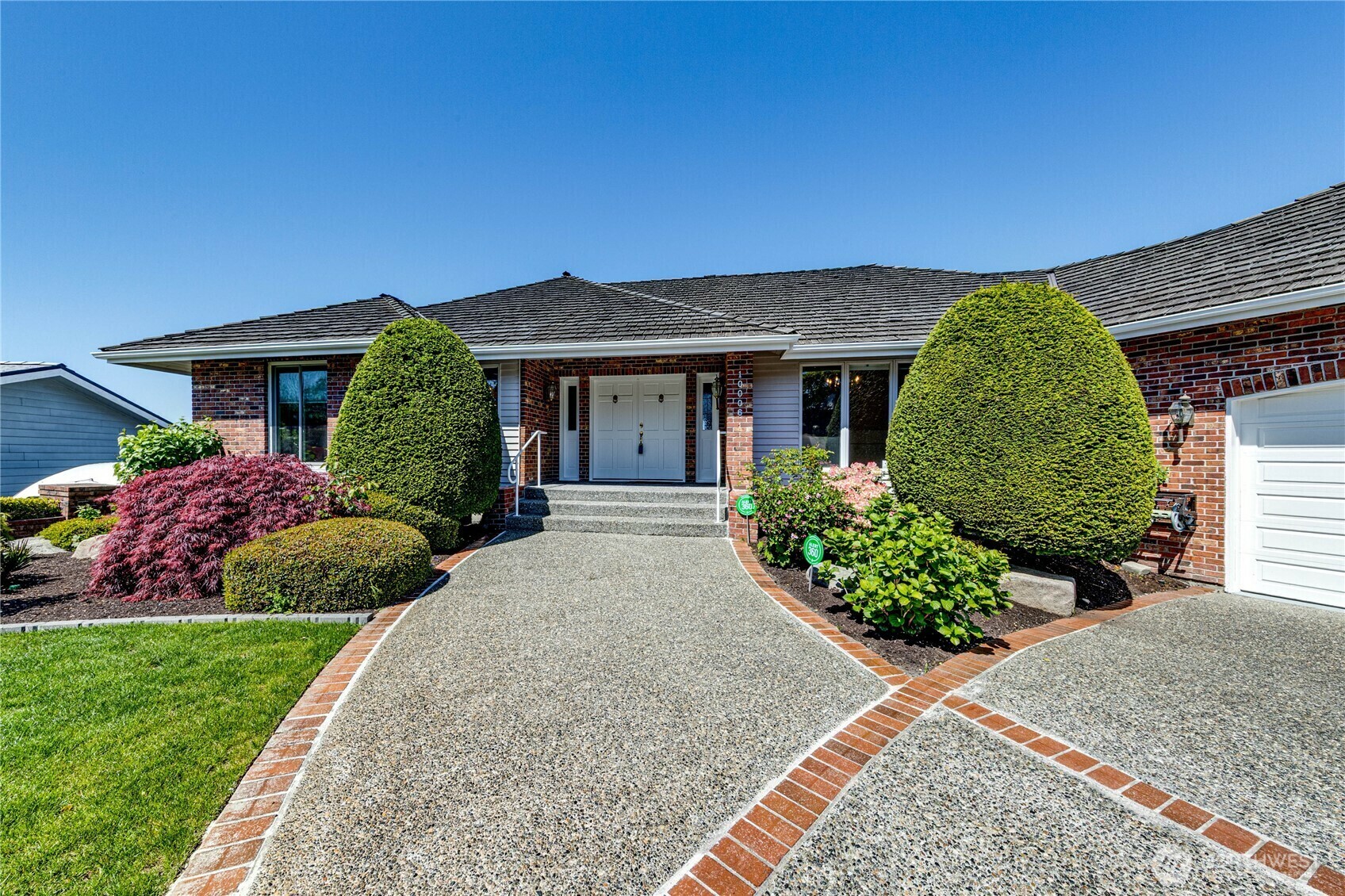 Property Photo: 10006 64th Place W WA 98275