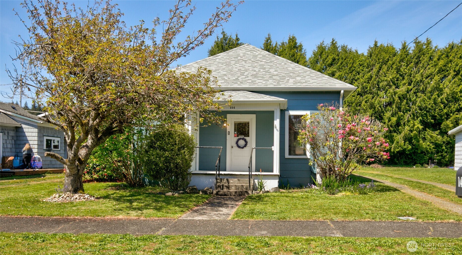 Property Photo: 114 E Anderson Street WA 98541