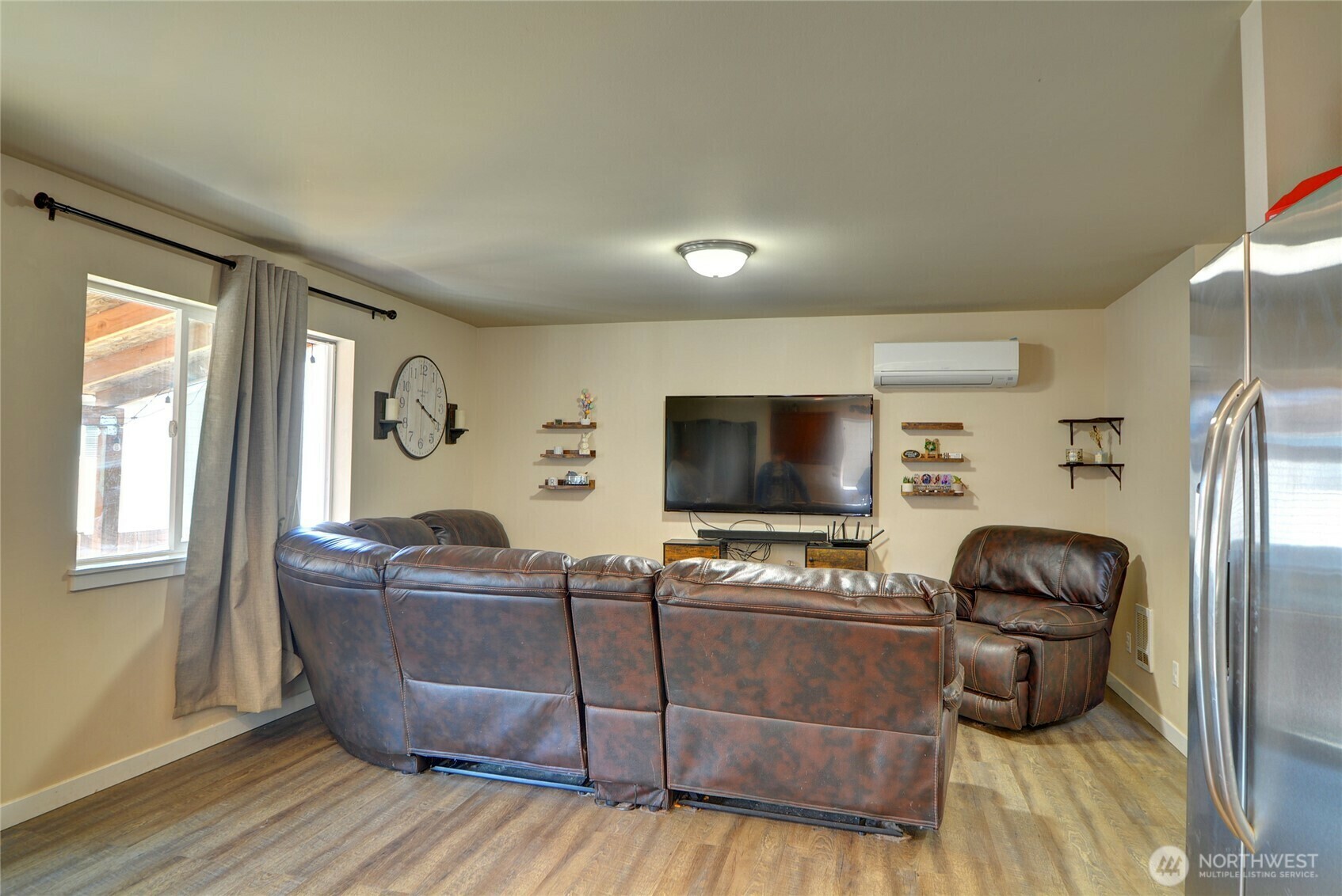 Property Photo: 8425 61st Place NE WA 98270