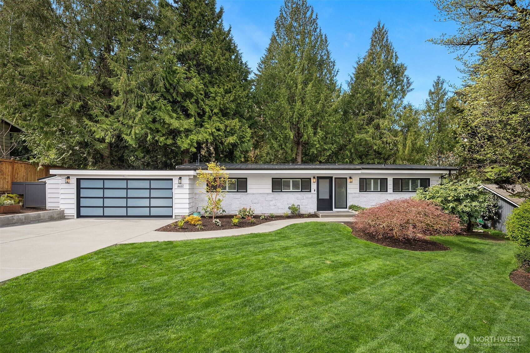 Property Photo: 3227 103rd Place NE WA 98004