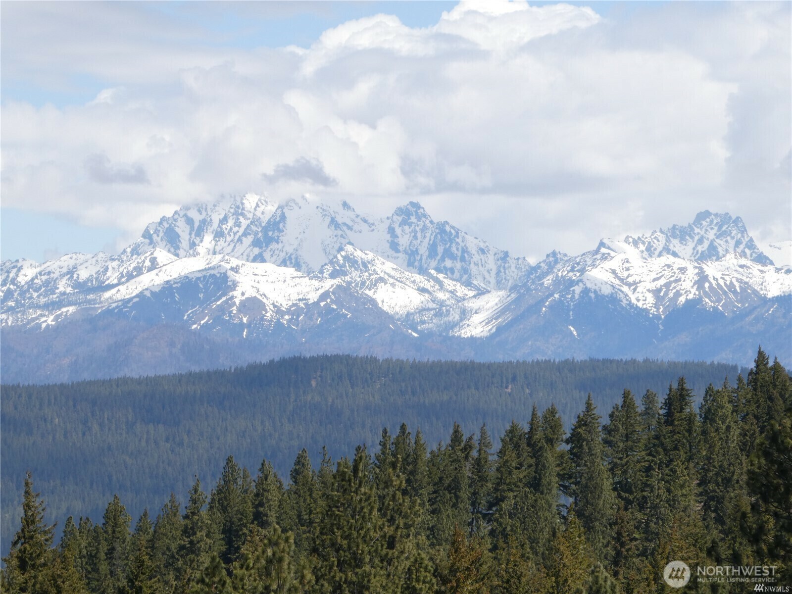 Property Photo: 831 Horse Heaven Road WA 98922