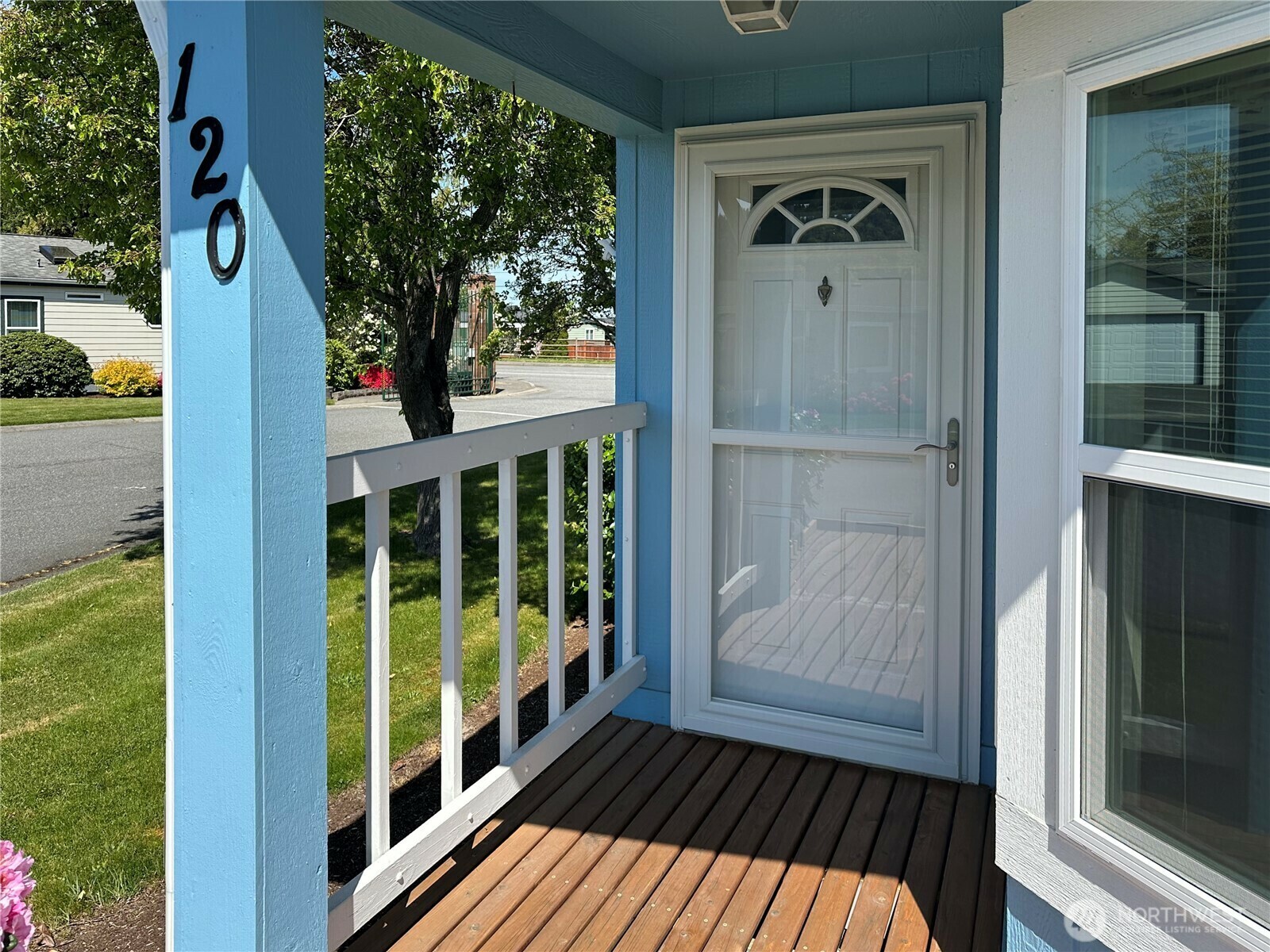 Property Photo: 2610 E Section Street 120 WA 98274