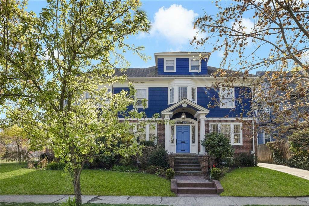 Property Photo: 1305 Narragansett Boulevard RI 02905