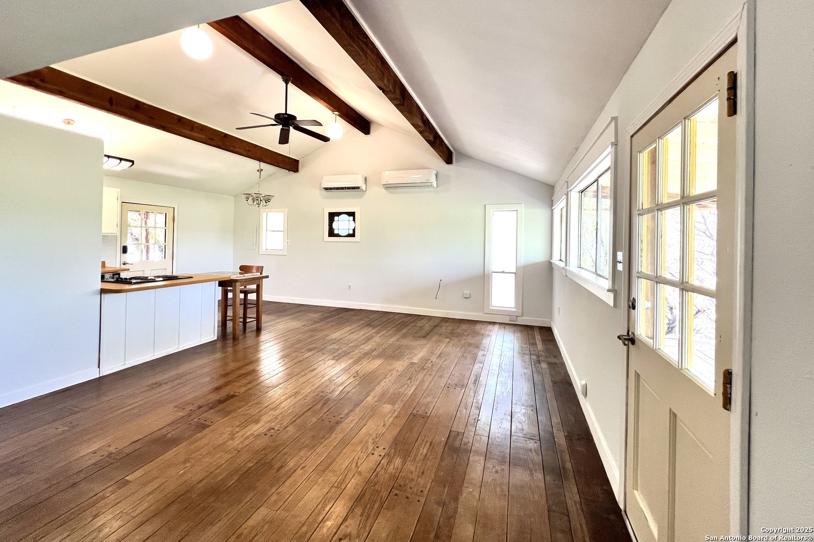 Property Photo: 104 Cypress Pt TX 78063