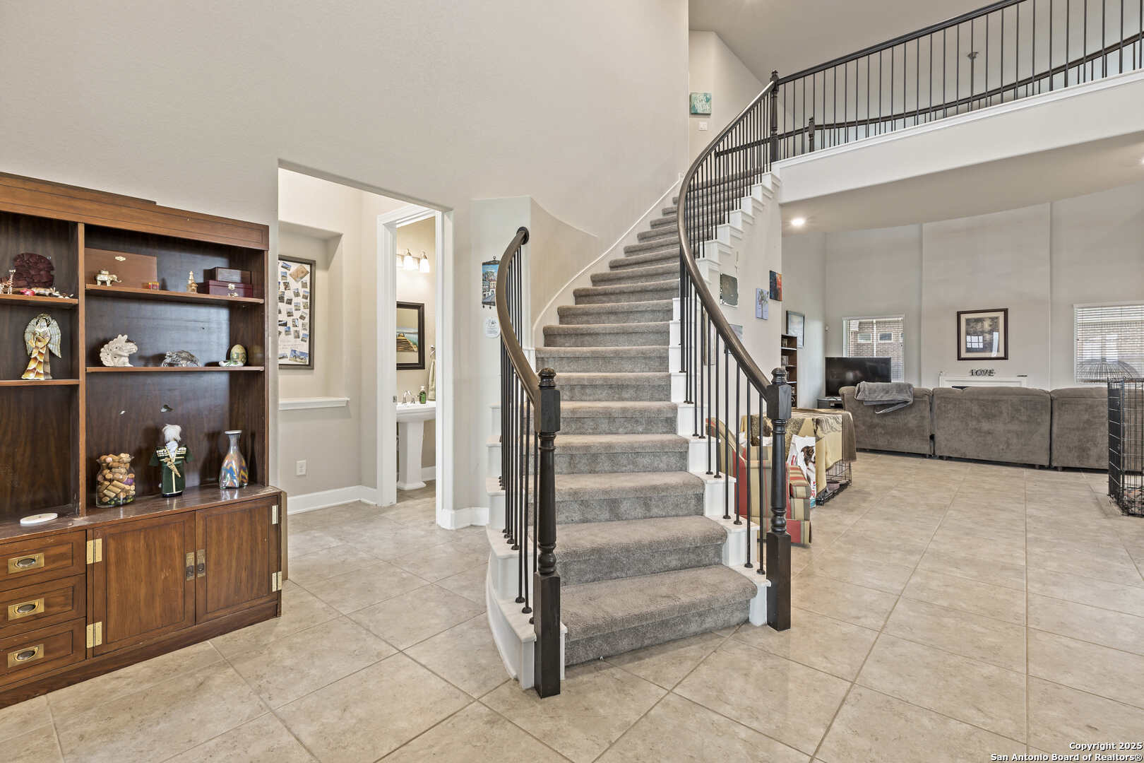Property Photo: 6527 Tallow Way TX 78109