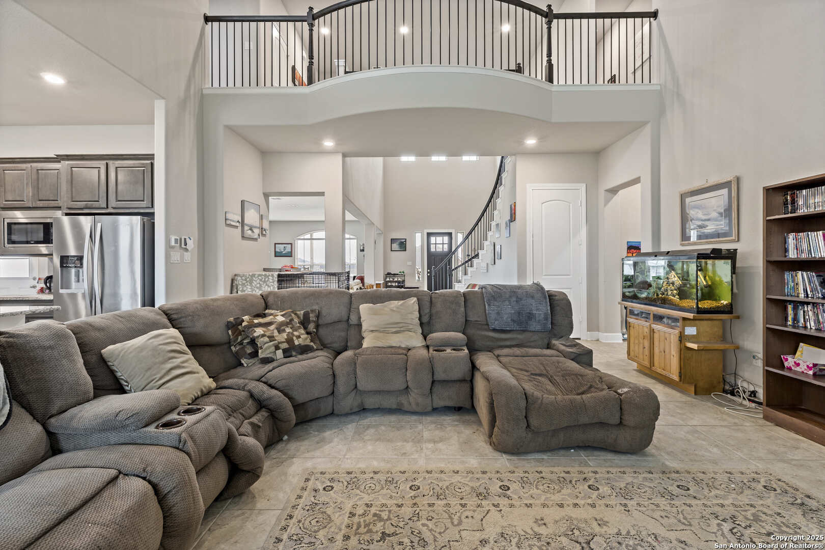 Property Photo: 6527 Tallow Way TX 78109