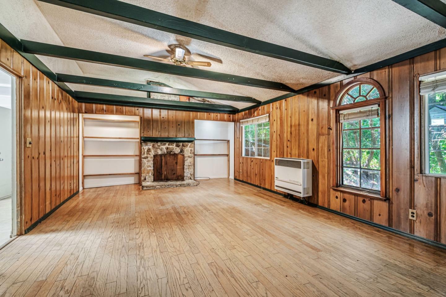 Property Photo: 550 Scenic Way CA 95005