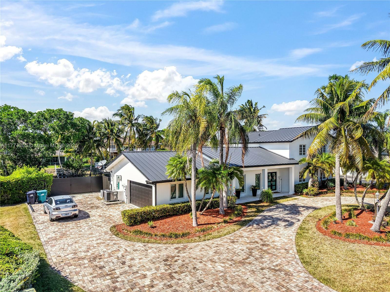 7501 SW 174th St  Palmetto Bay FL 33157 photo