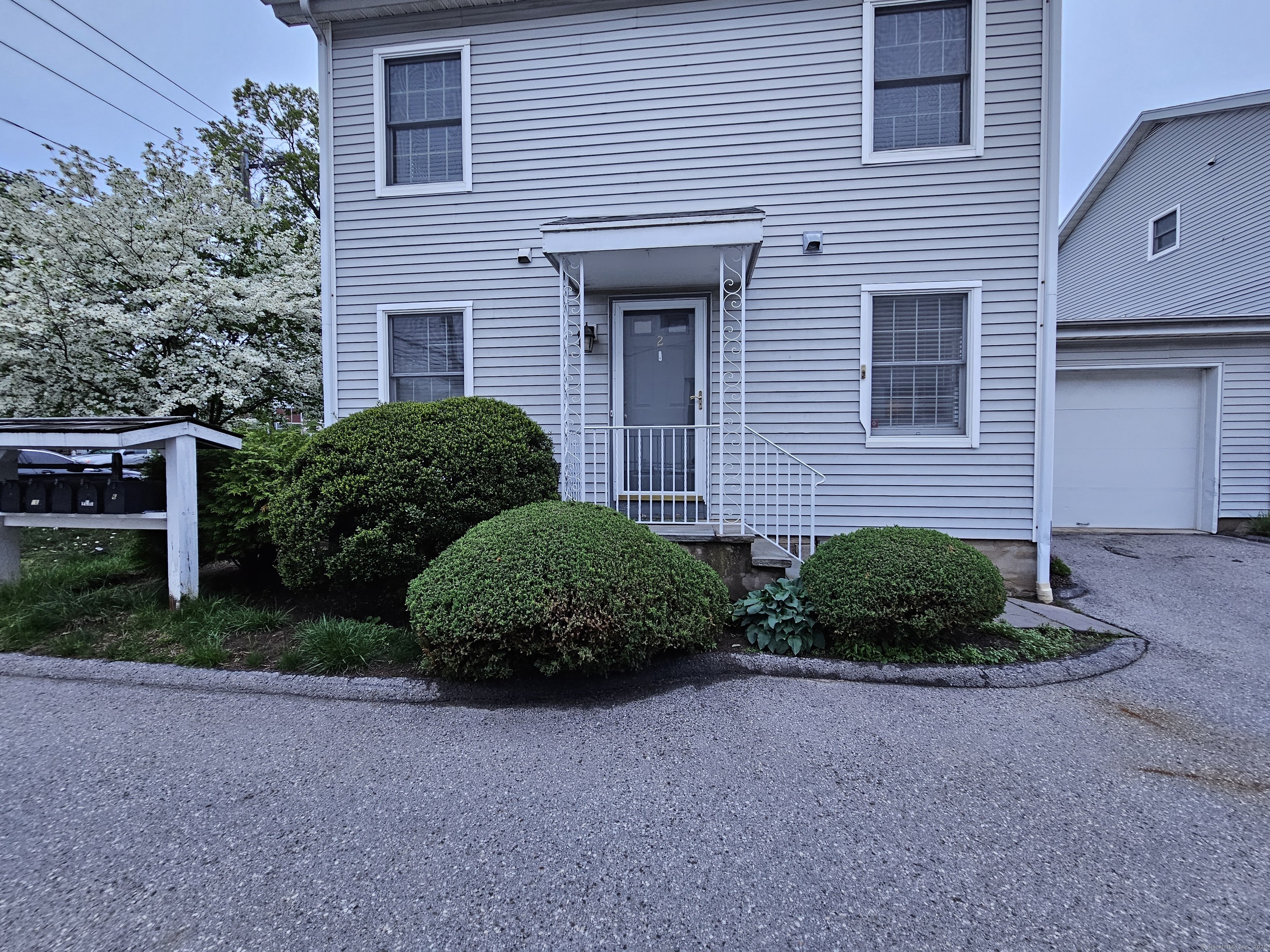 Property Photo: 246 Seaside Avenue Apt 2 CT 06902