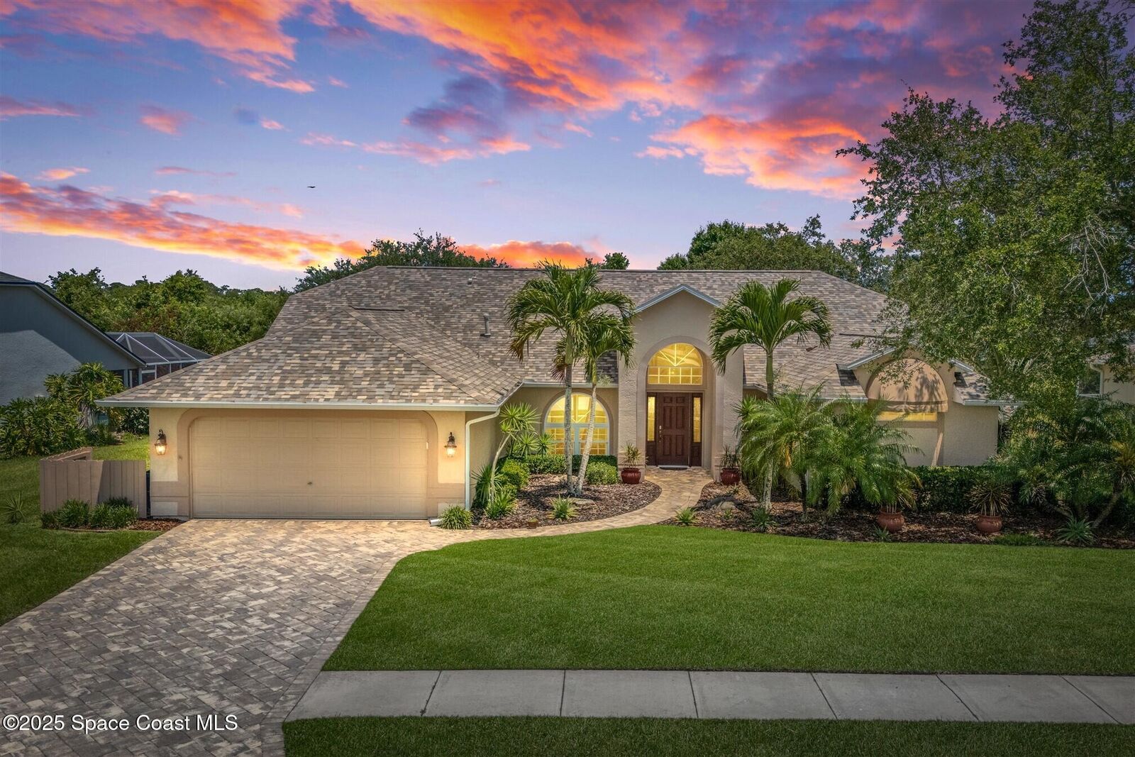 Property Photo:  952 Wildwood Drive  FL 32940 