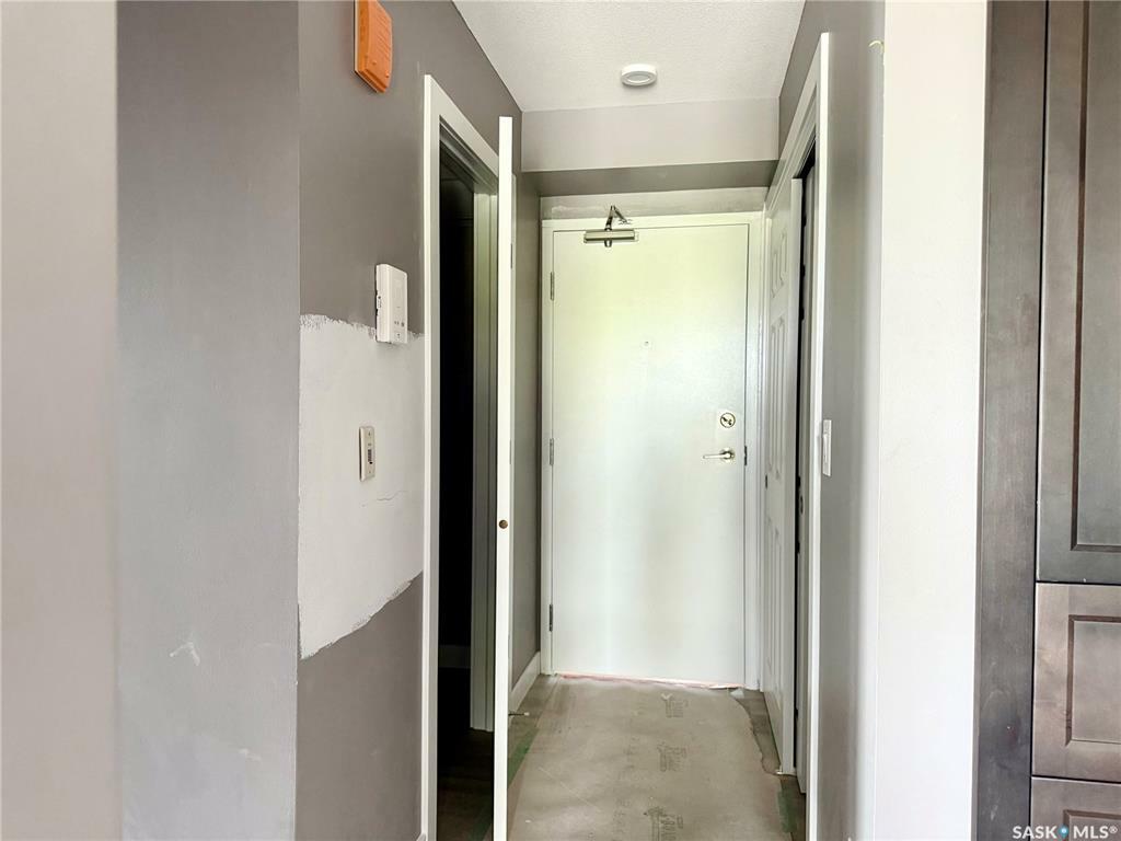 Property Photo:  607 10th Street 402  SK S0K 2A0 