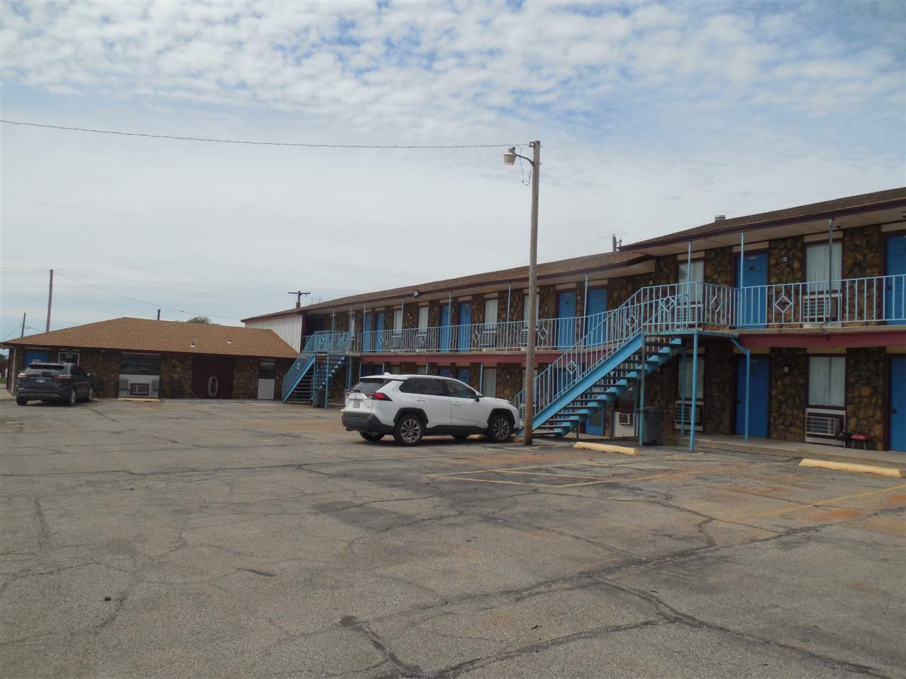 Property Photo: 10226 S Hwy 81 OK 73773