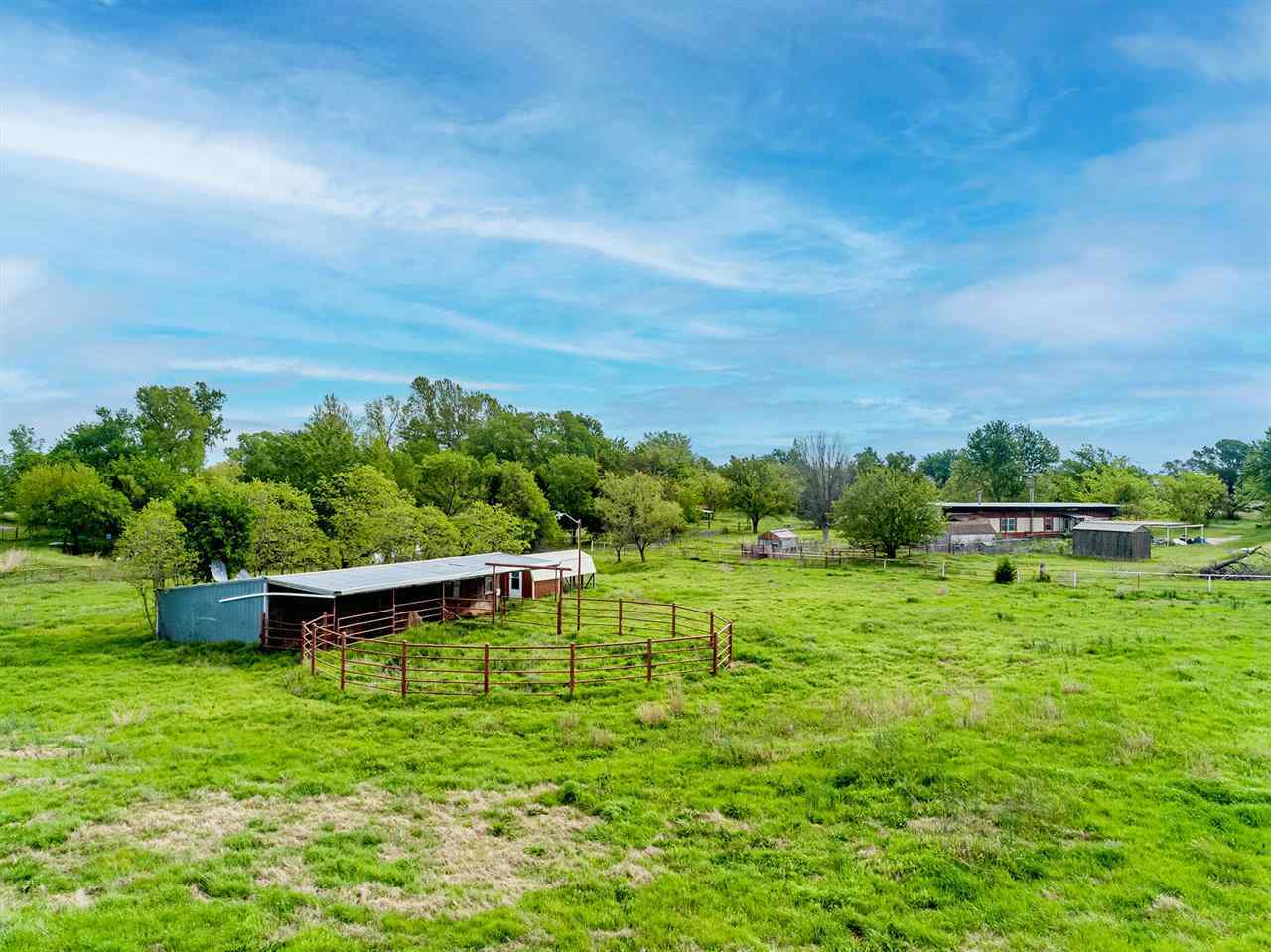 Property Photo: 1203 W 92nd Street OK 74059
