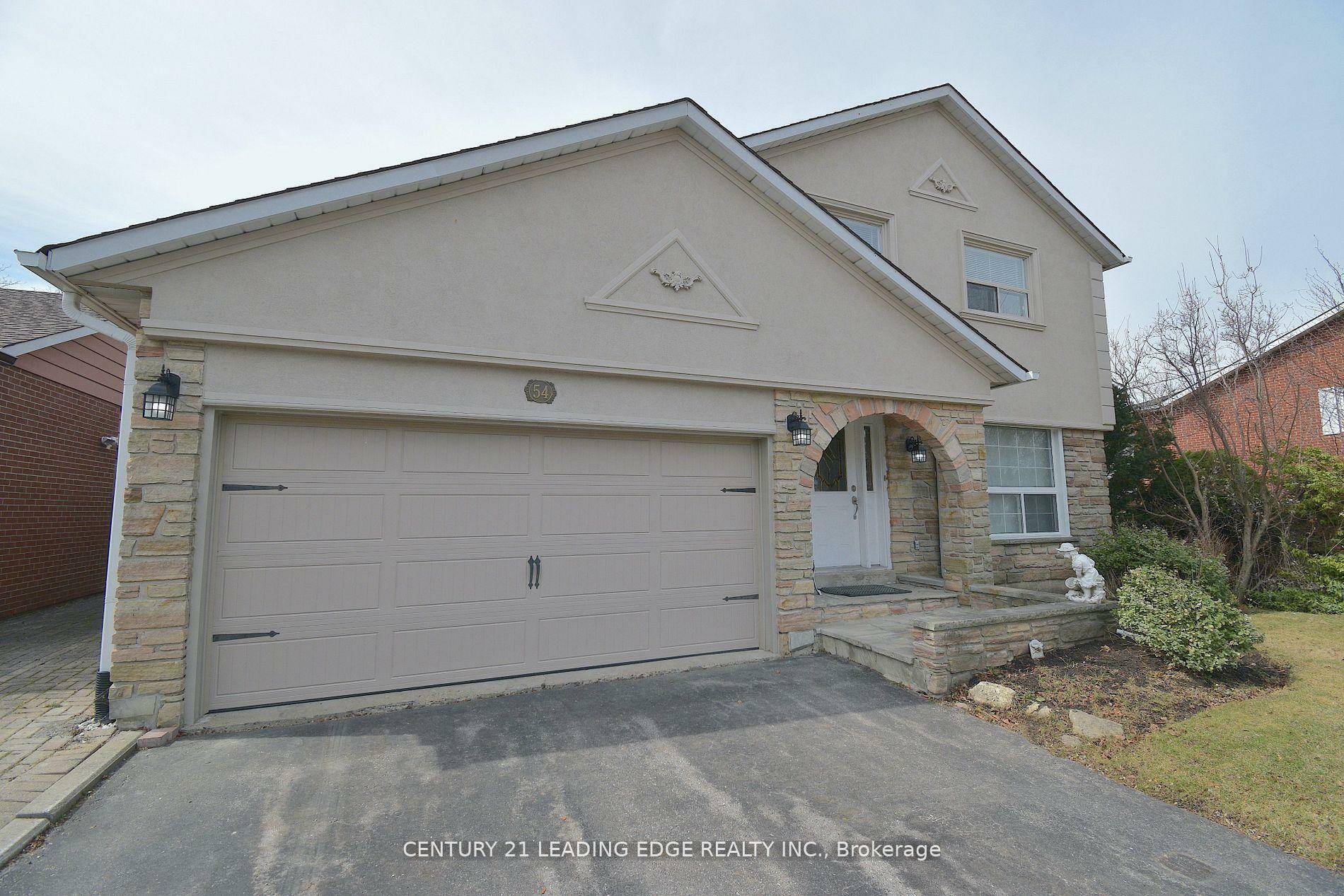 Property Photo: 54 Avonwick Gate ON M3A 2M6