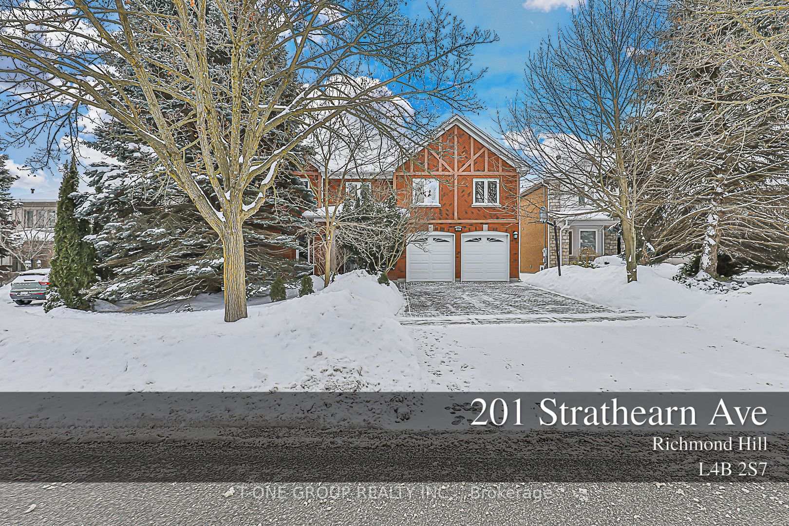 Property Photo:  201 Strathearn Avenue  ON L4B 2S7 